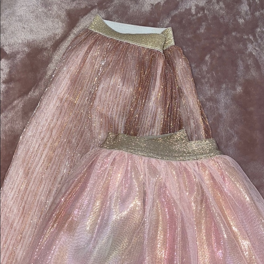 2 skirts bundle - Picture 2 of 2